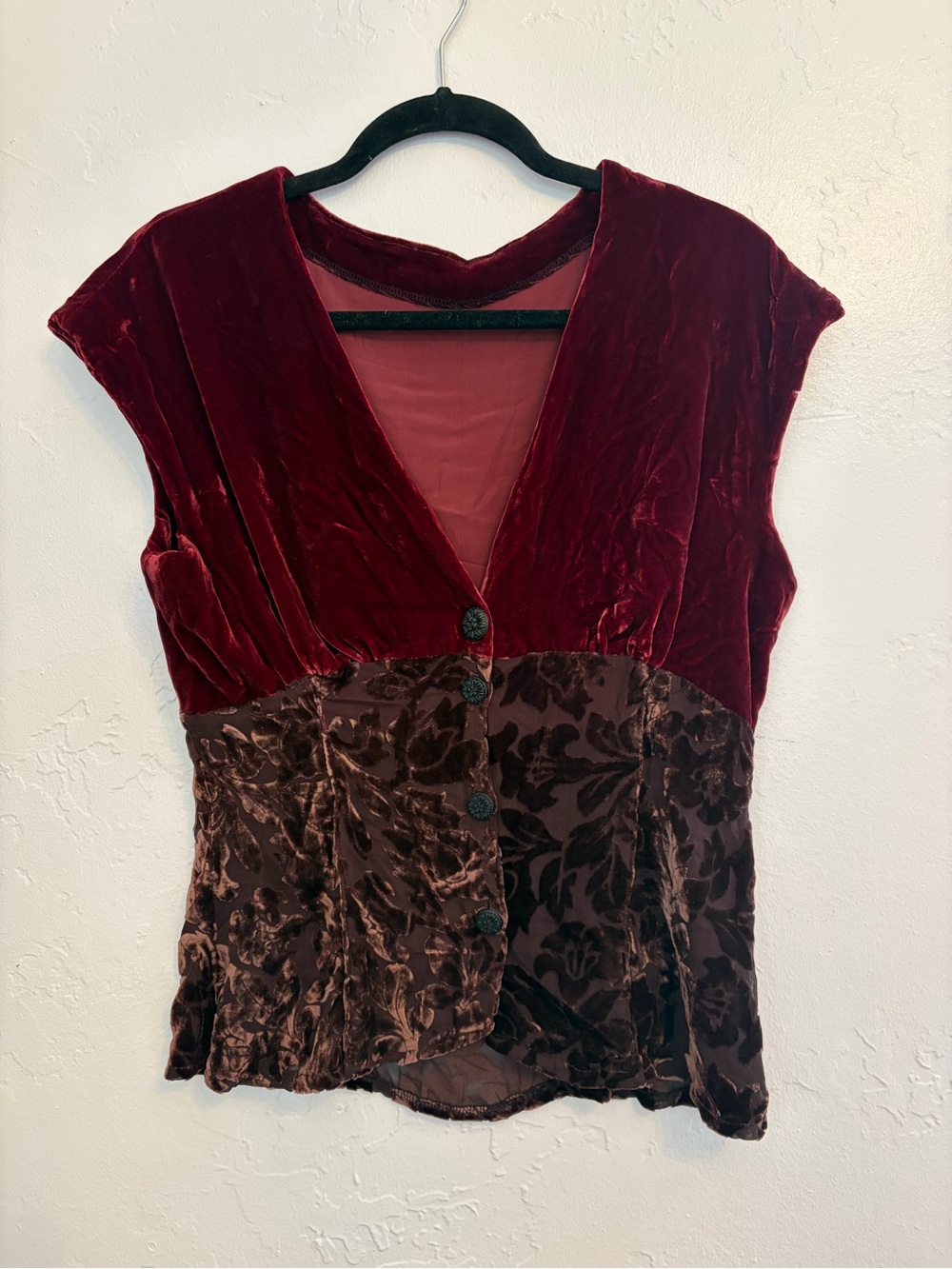 Velvet V-Neck Vest/Top in Deep Red and Brown, M